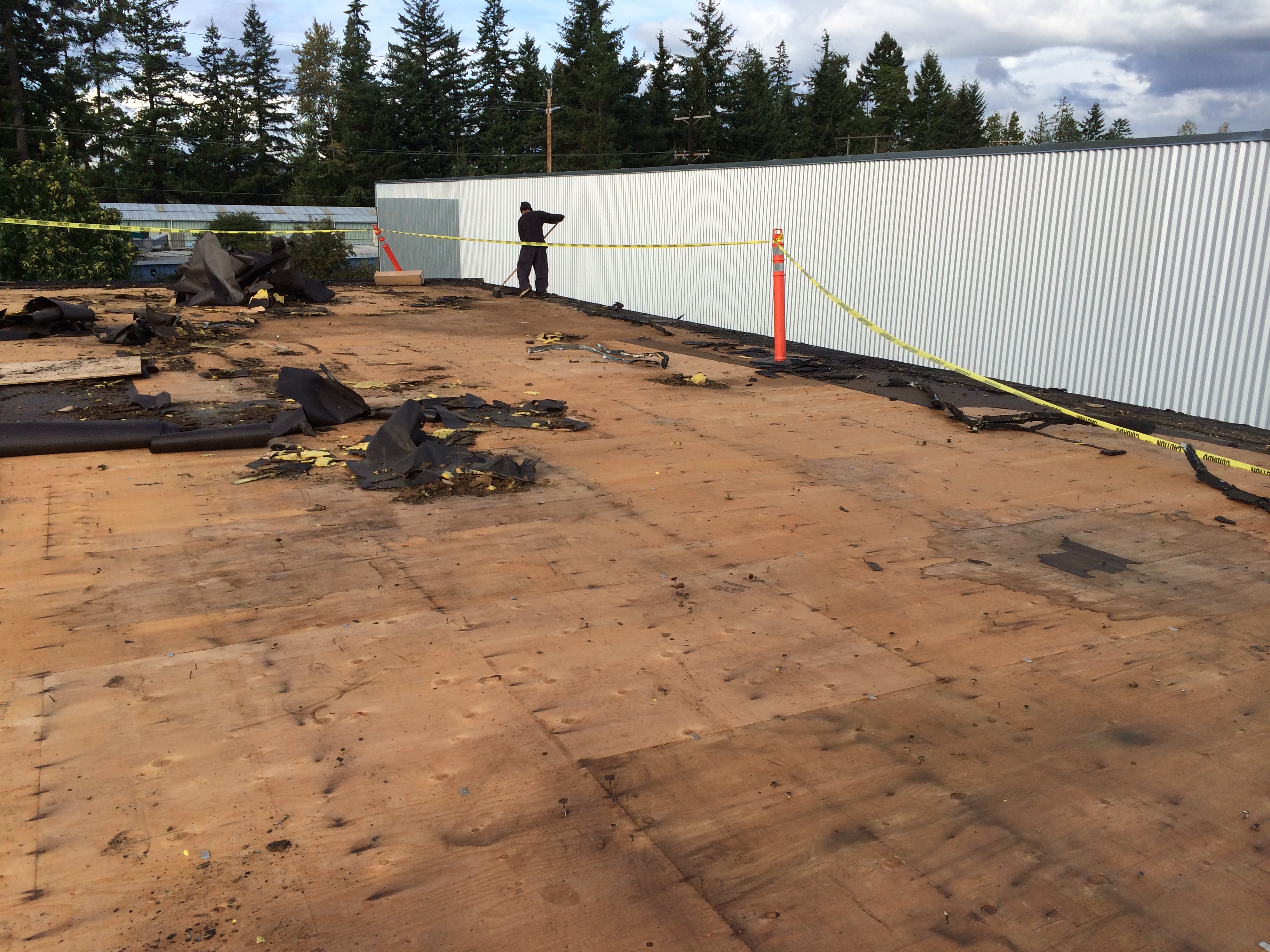 Commercial IB PVC roof installation in Lynnwood, WA