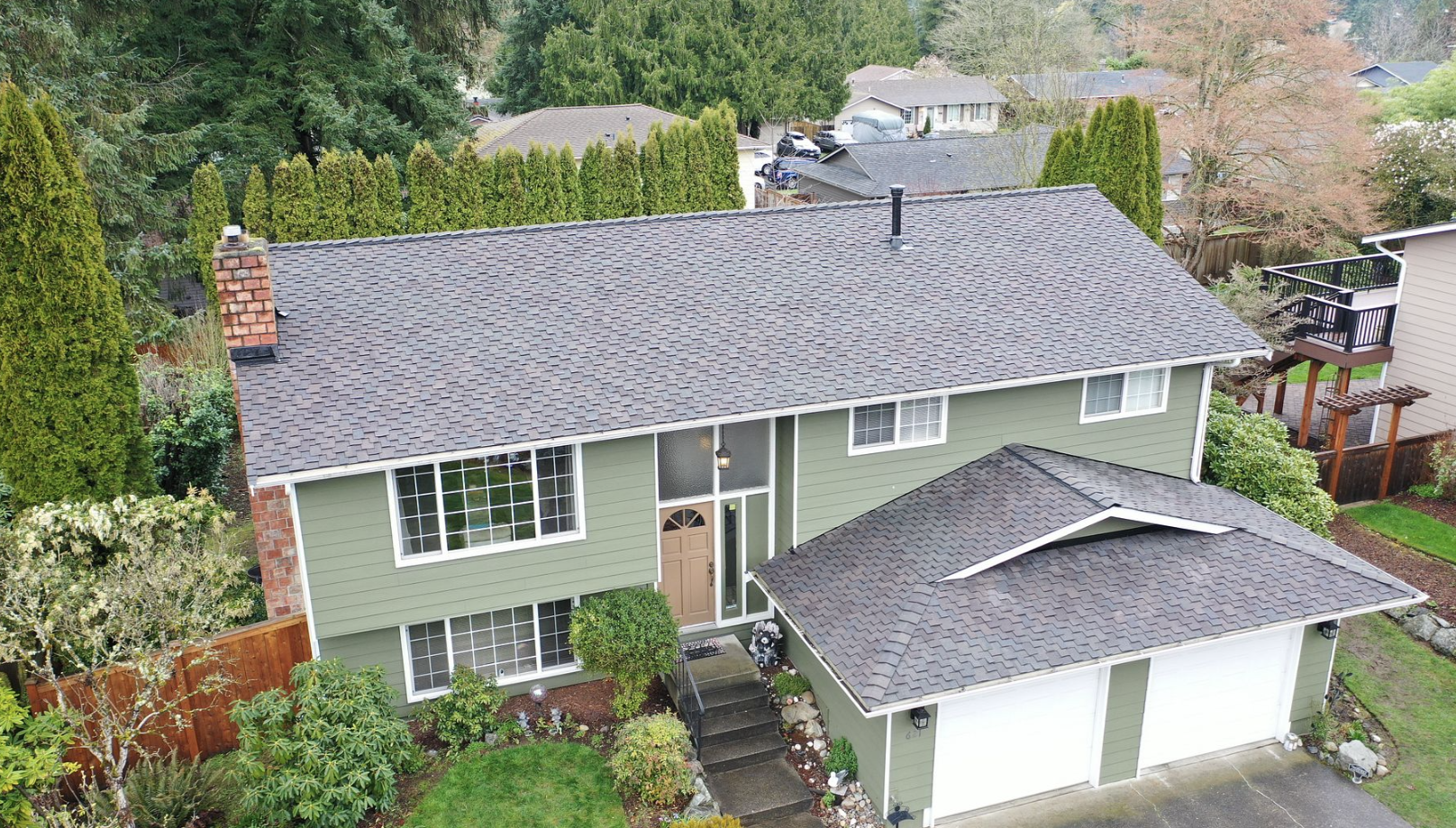 Bothell, WA asphalt roof replacement with CertainTeed Presidential Shadow Gray shingles